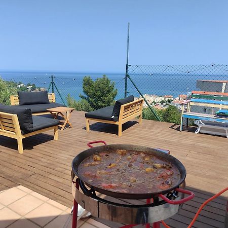 Costa Brava Apartment With Stunning Sea View Llanca Bagian luar foto